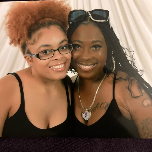 Meet your Posher, Tanya - Picture 7 of 7